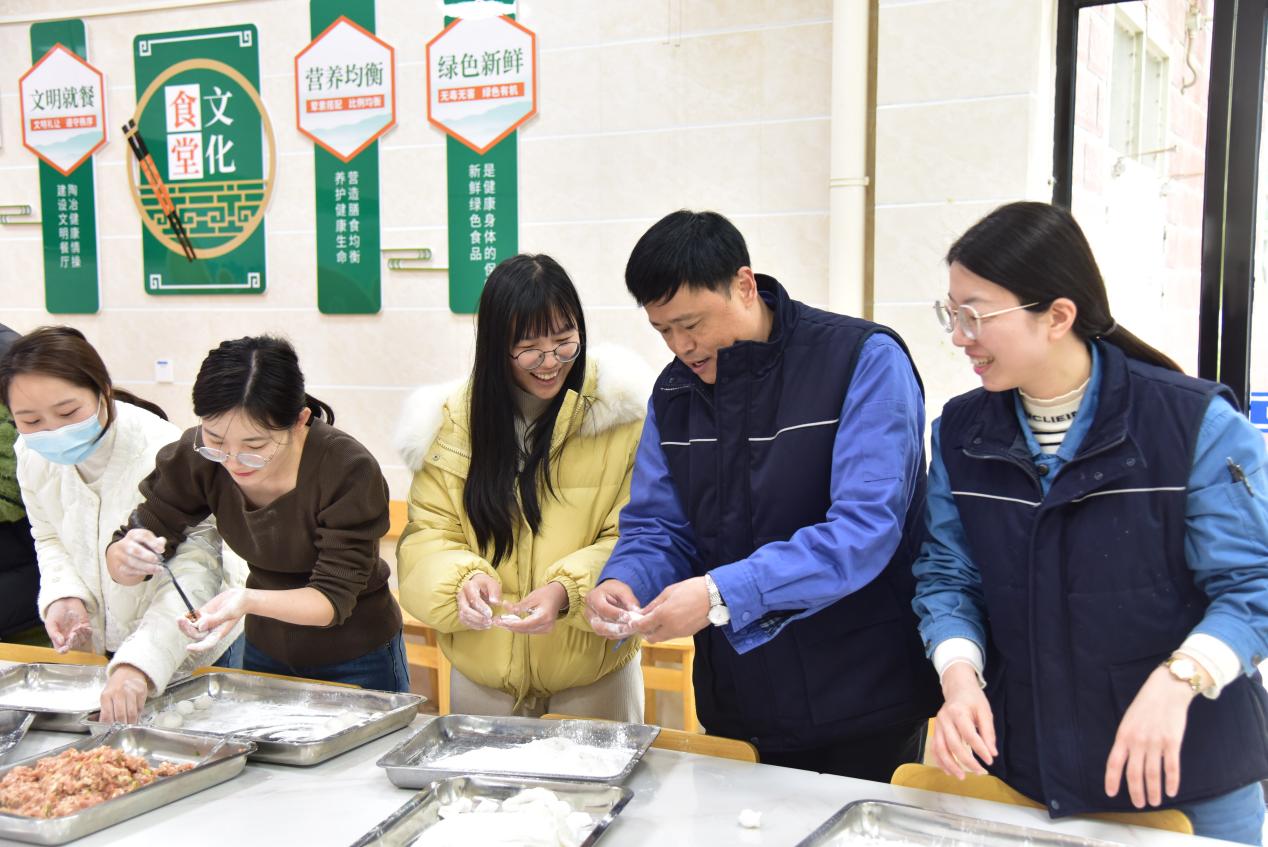 图片22.jpg 图片22.jpg