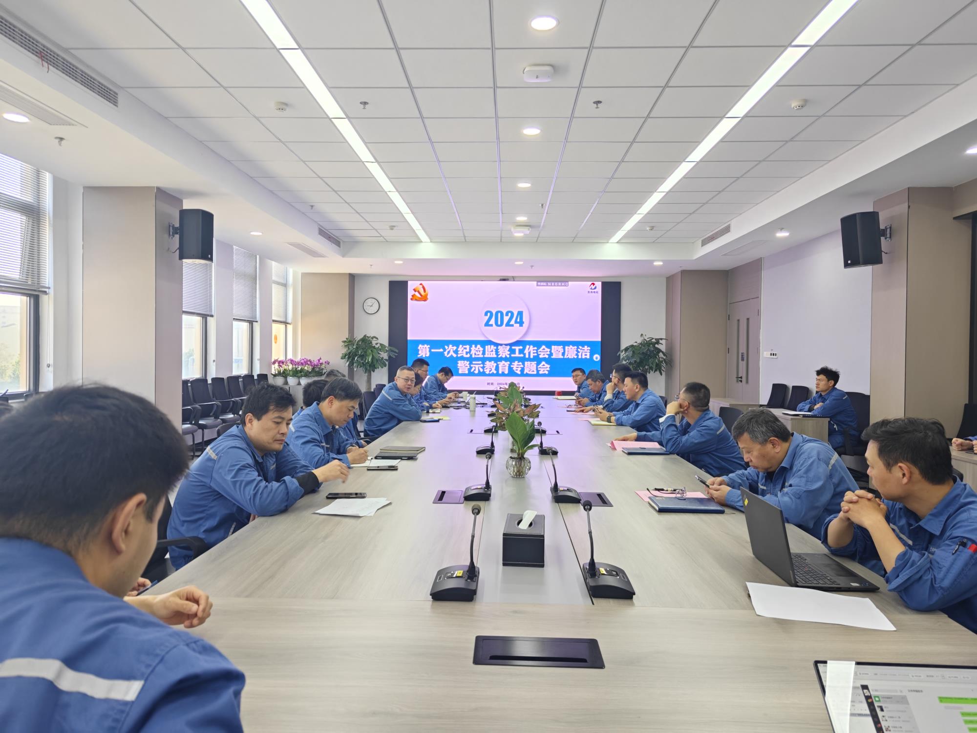 图片8.jpg 图片8.jpg